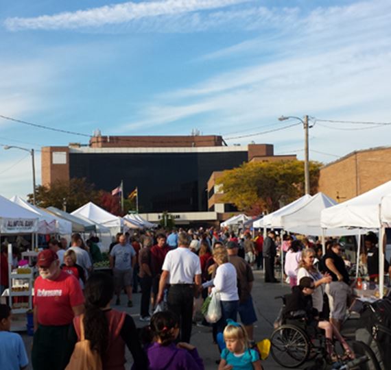 South Milwaukee Downtown Market Crowd